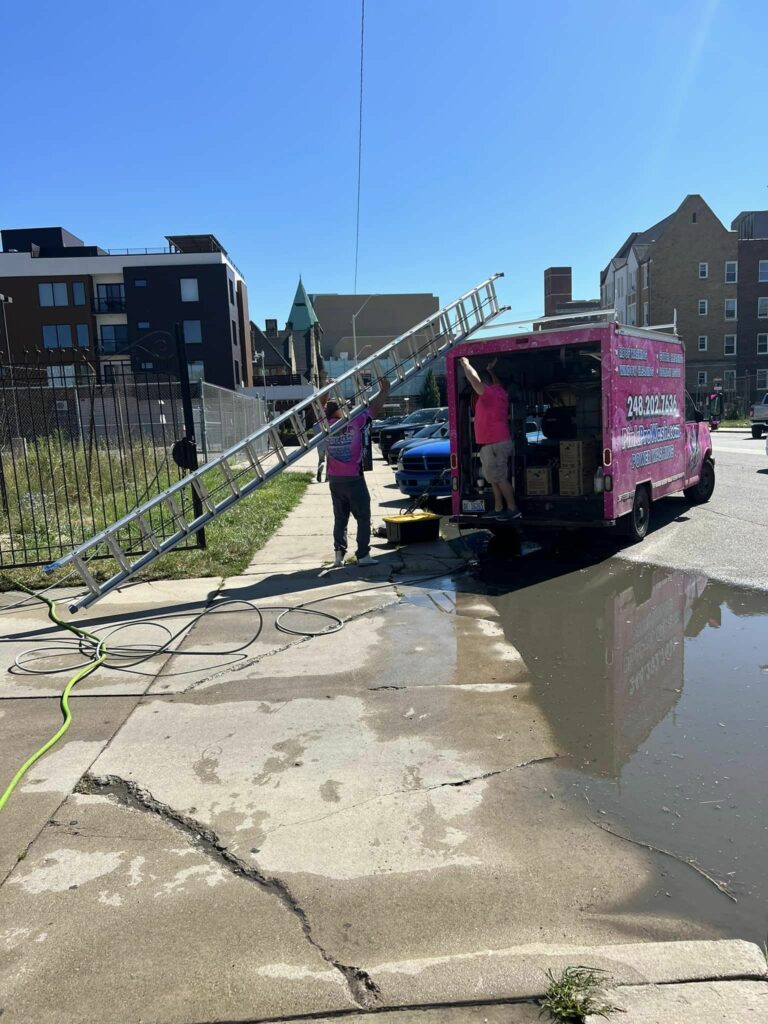 commercial pressure washing Bloomfield Township MI